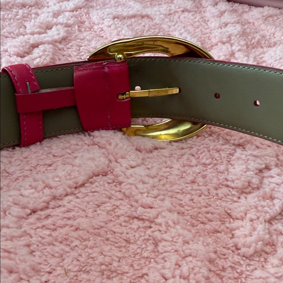 Liz Claiborne Fuchsia Belt with Gold-Tone Buckle - Picture 6 of 9